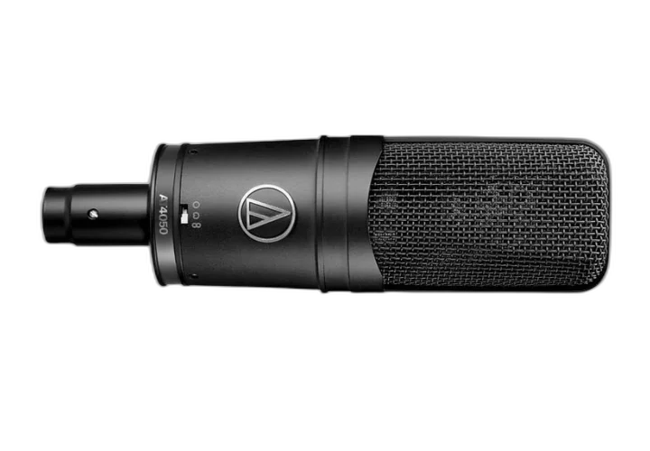 Microfone Audio-Technica AT4050 Condensador Multi-Padrão - Omni, Cardióide e Figura-8 para Estúdio com Shock Mount