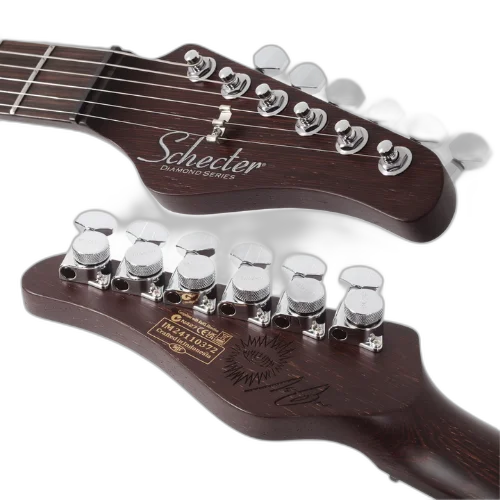 Guitarra Schecter Nick Johnston Traditional HSS 10th Anniversary com Corpo em Alder Braço Wenge Bolt-on Perfil Nick Johnston Escala em Ébano com 22 Jumbo Stainless Steel Frets Captadores Schecter USA Nick Johnston Subatomic HSS 1156